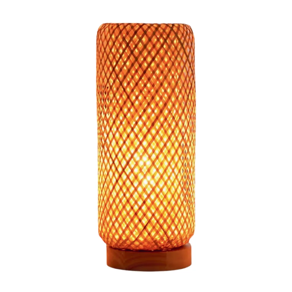 LOOM VASE HELDING LAMP SHADE